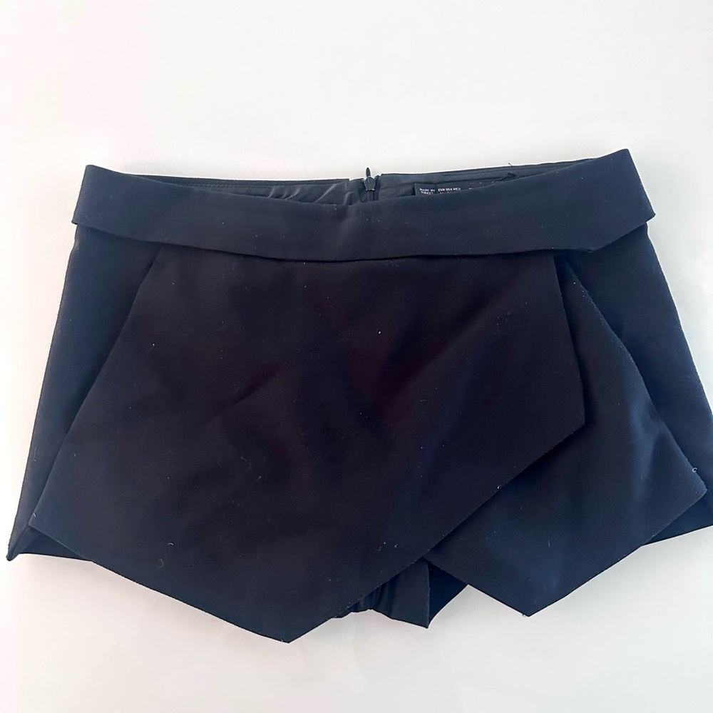Zara Black Skorts with Tailored Fit and Wrap Detail